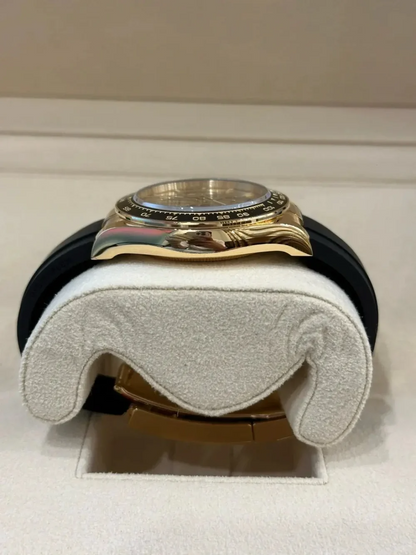 D Rolex Cosmograph Daytona Yellow Gold Champagne Dial with Oysterflex Bracelet