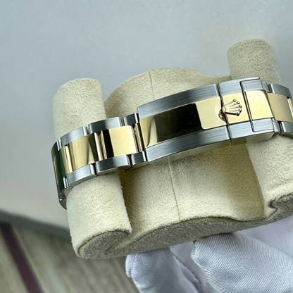 Rolex Cosmograph Daytona Champagne Dial