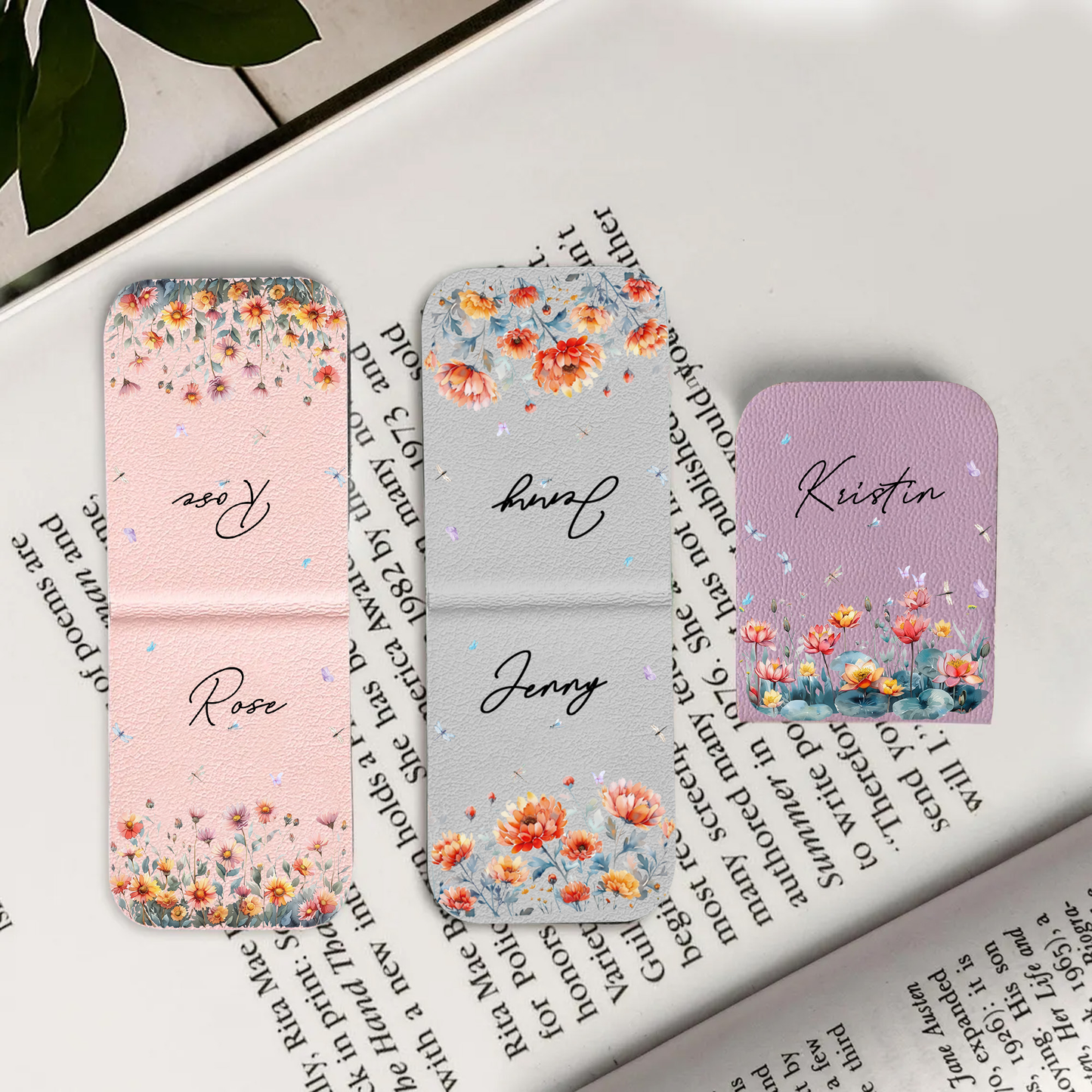 Floral Leather Magnetic Bookmark – Personalized Custom Name Bookmark for Book Lovers, Teachers & Readers, Elegant Flower Design Gift for Her