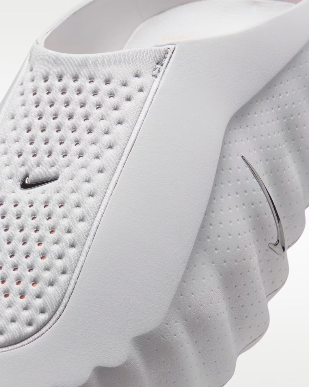 Nike Mind 001 Men's Pregame Mules