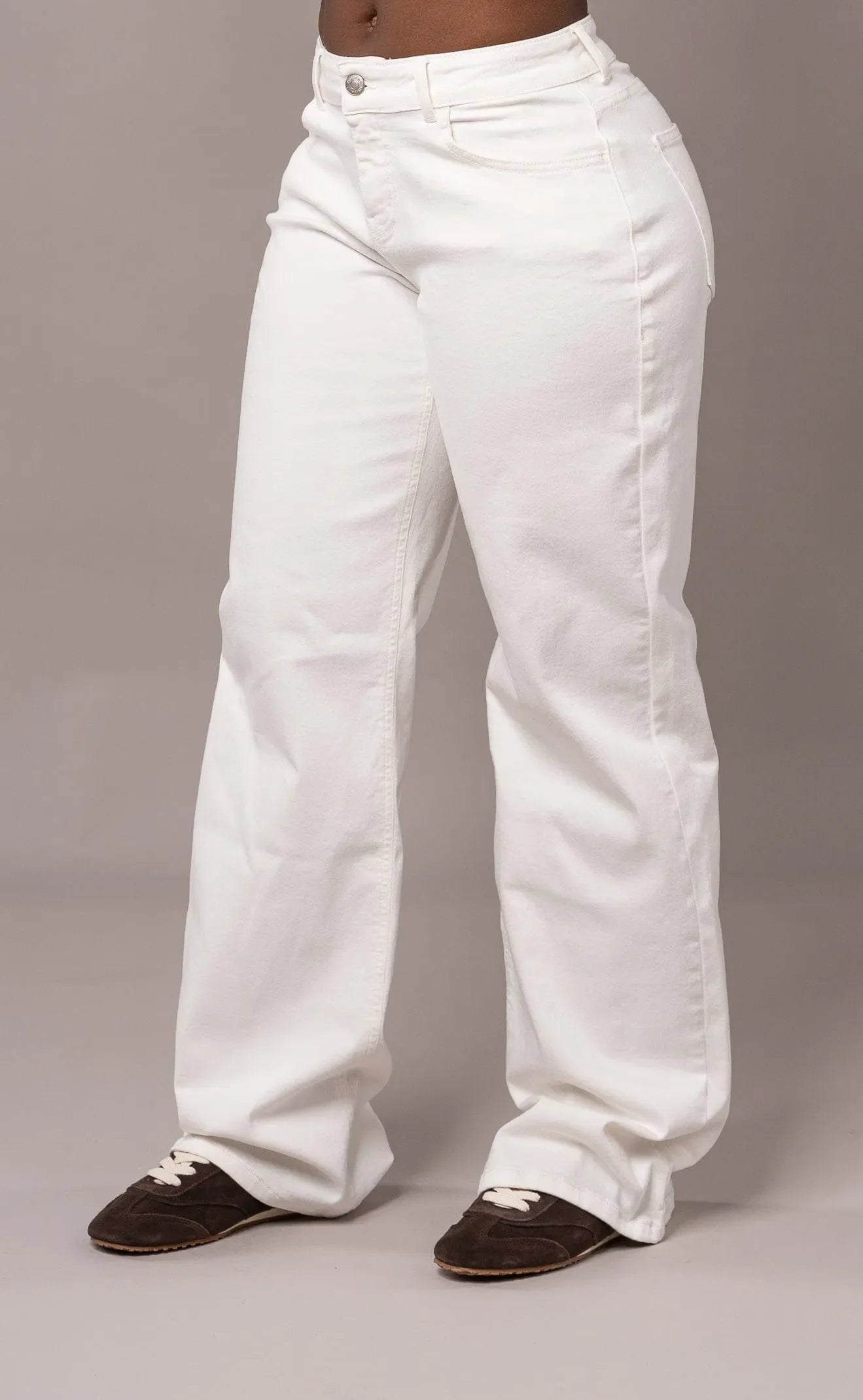 Baggy Low Waisted - White