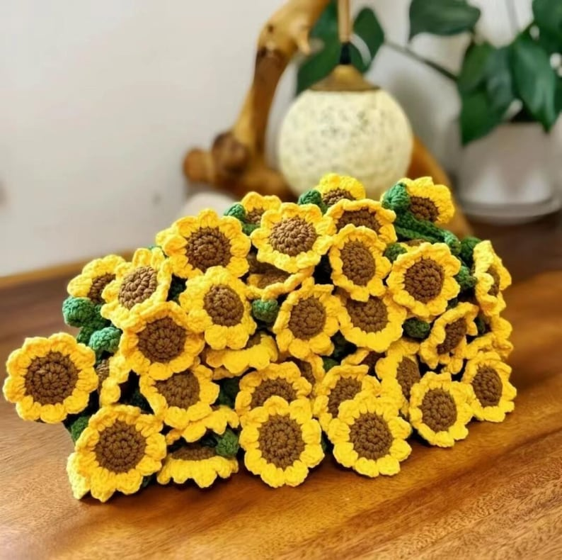 Handmade Crochet Sunflower Blanket – Cozy Beige Throw with Bright Yellow Floral Edging, Unique Home & Gift Idea